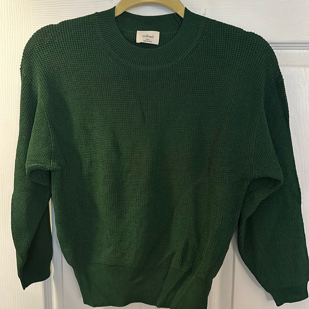 Aritzia Wilfred textured lightweight sweater in green, size XXS